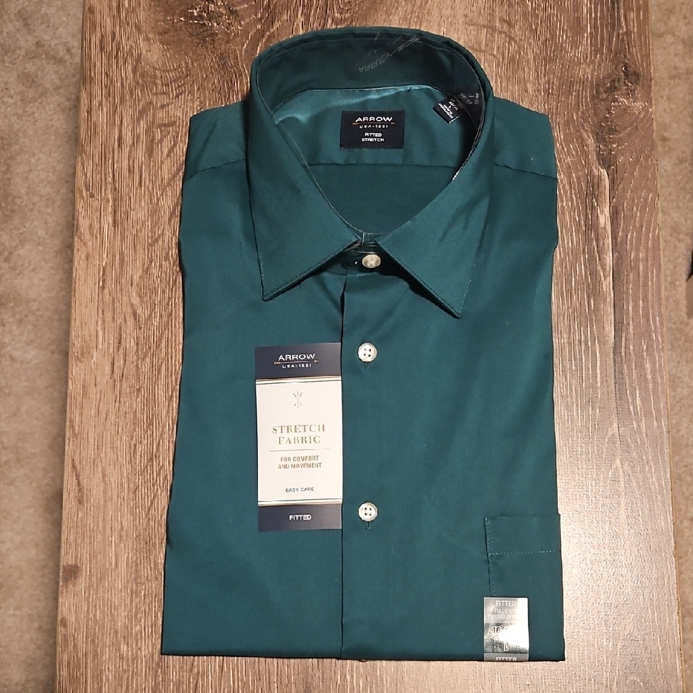 Arrow Men's Forest Green Dress Shirt